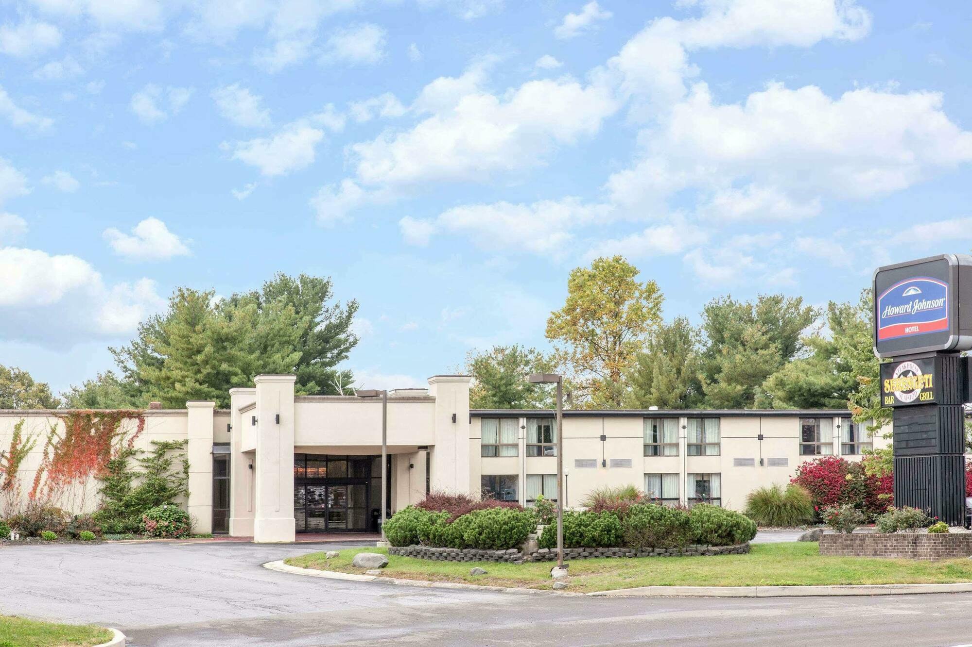 Howard Johnson By Wyndham Bartonsville/Poconos Area Exterior photo